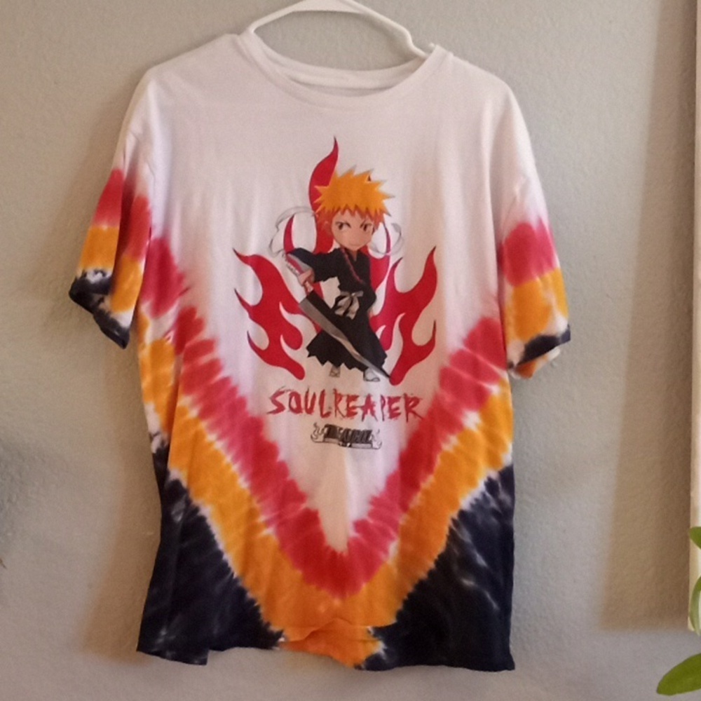 Boxed Lunch Bleach SoulReaper Ishigo Kurosaki Skater Anime Baggy Graphic Tee